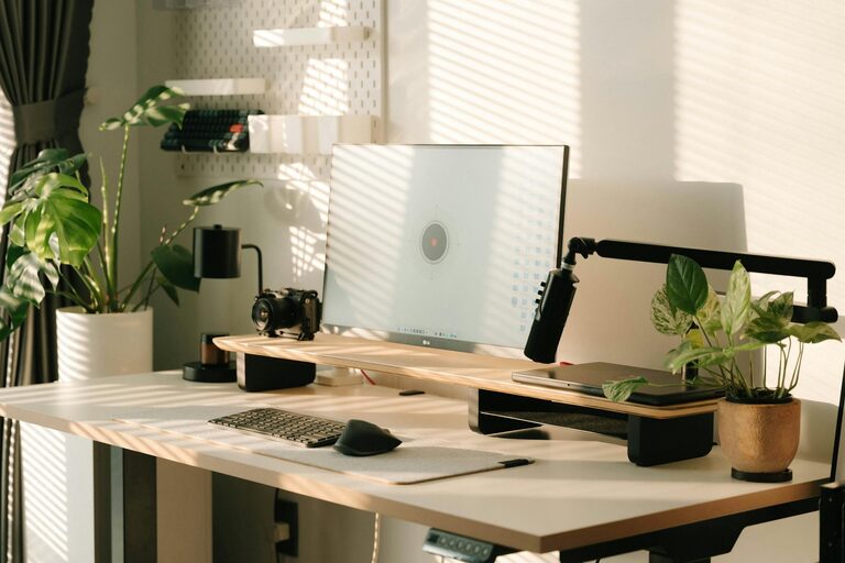Tips for Creating a Relaxing and Productive Home Office Environment